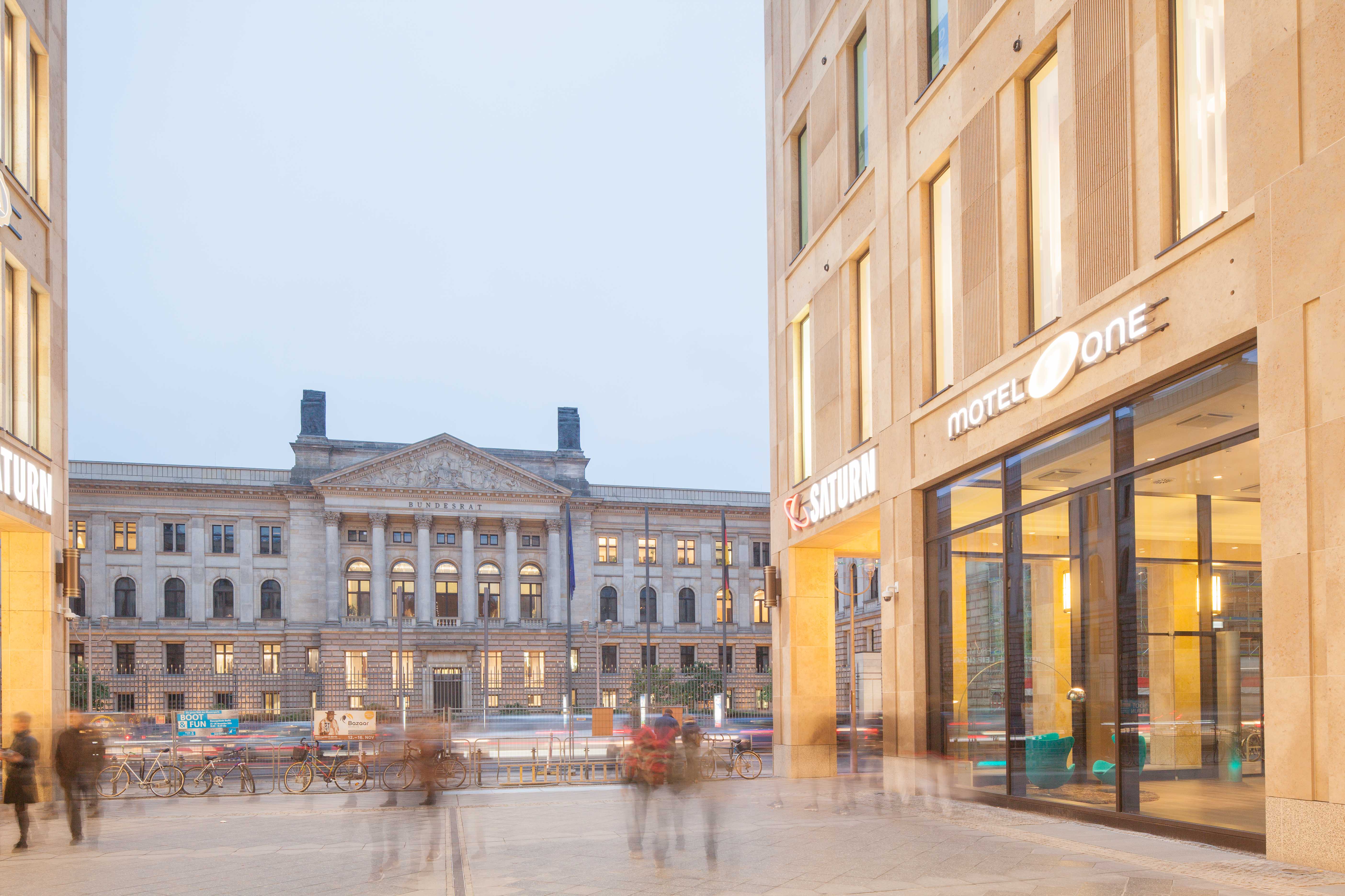 Hotel Berlin Potsdamer Platz Motel One Design Hotels Berlin