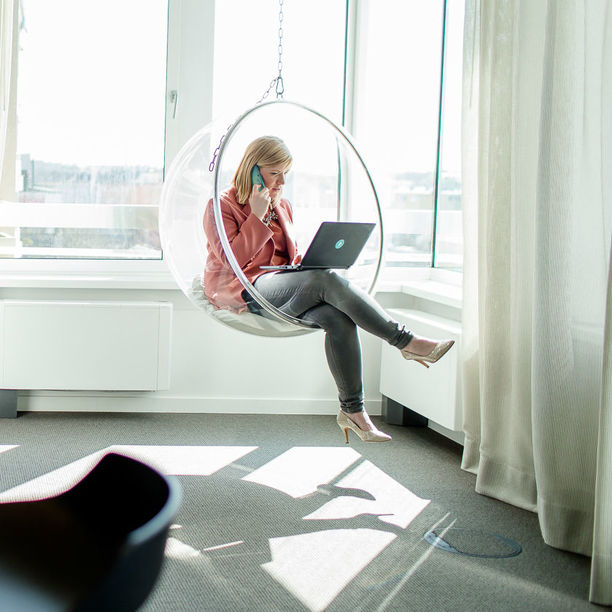 Work in the stylish office rooms at the Motel One Head Office